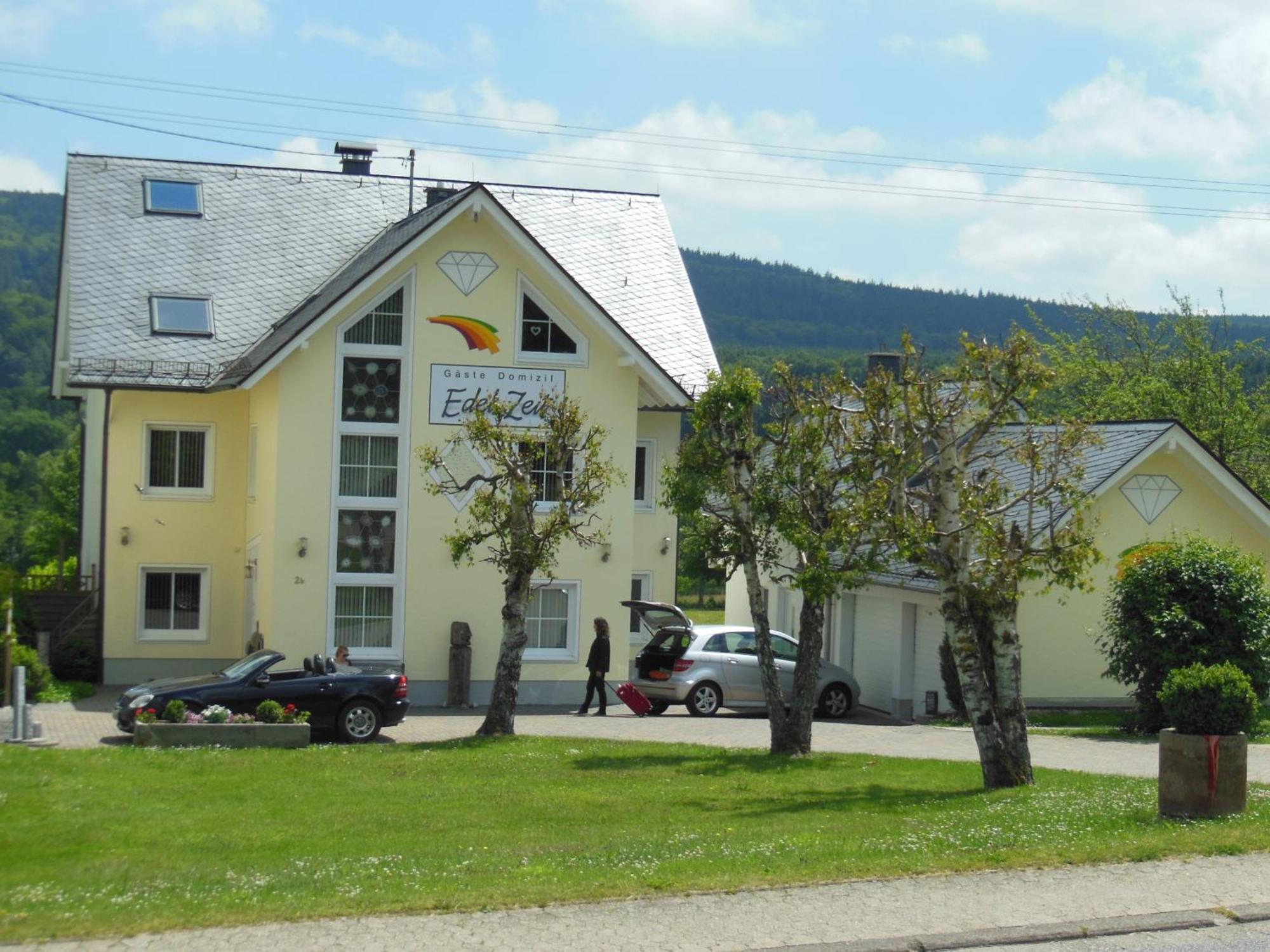 5-Sterne-Fewo "Facette" Allenbach Exteriör bild